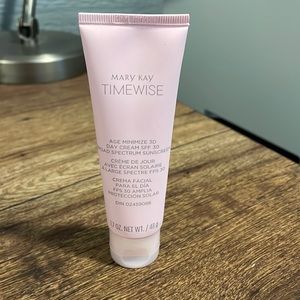Mary Kay Timewise 3D Day Cream Normal to Dry